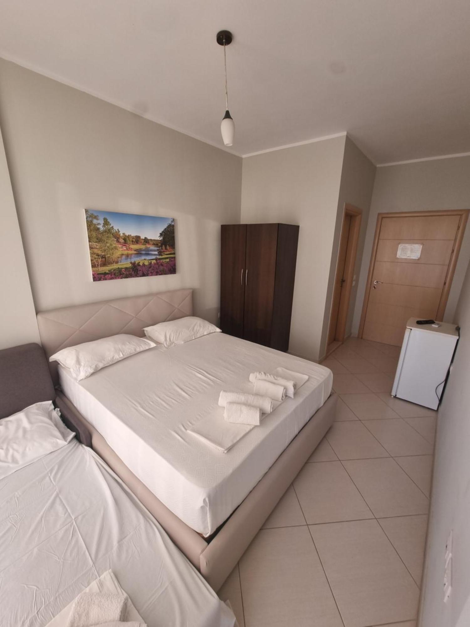 Hotel Ble Ble Vlorë Extérieur photo