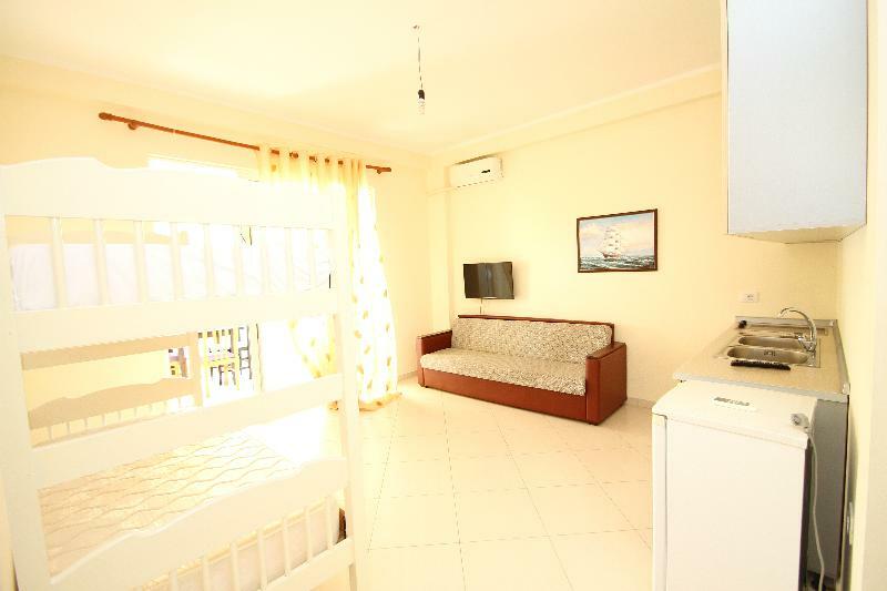 Hotel Ble Ble Vlorë Extérieur photo
