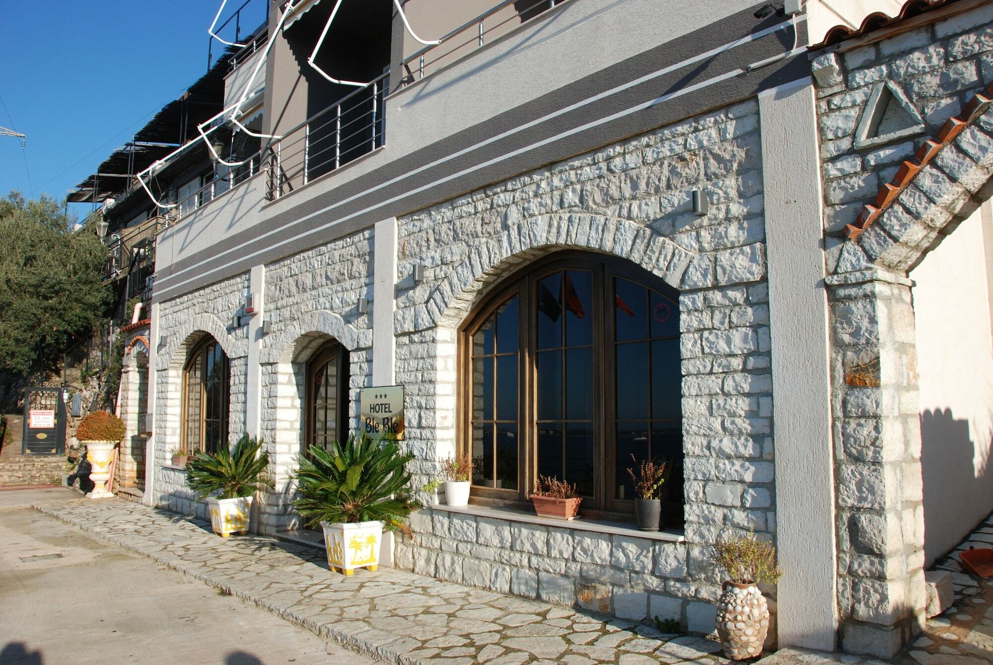 Hotel Ble Ble Vlorë Extérieur photo